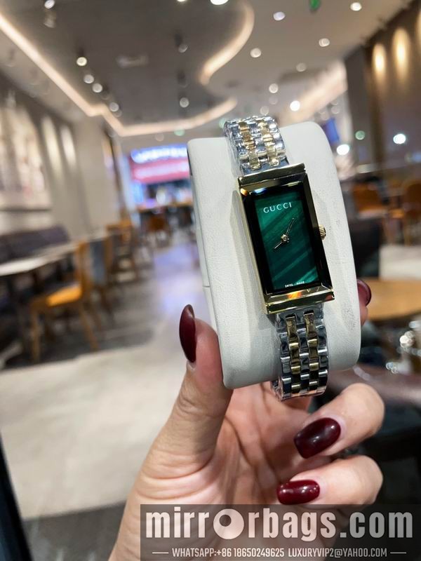 Gucci 35X17mm 101535 Watch