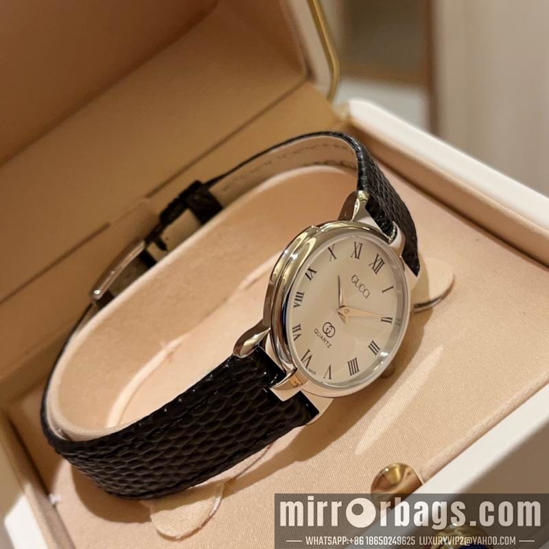 Gucci 28mm 091709 Watch