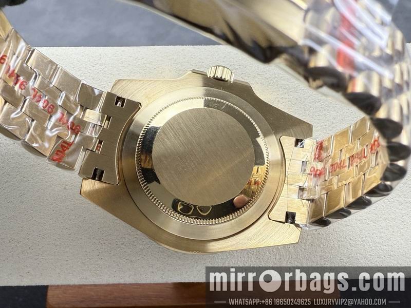 Rolex 40mm 102327 Watch