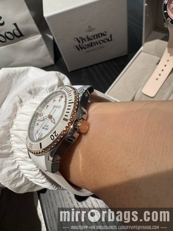 Gucci 40mm 101594 Watch
