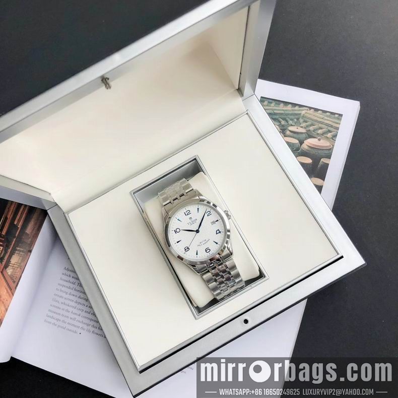 Tudor men watch 110401 Watch