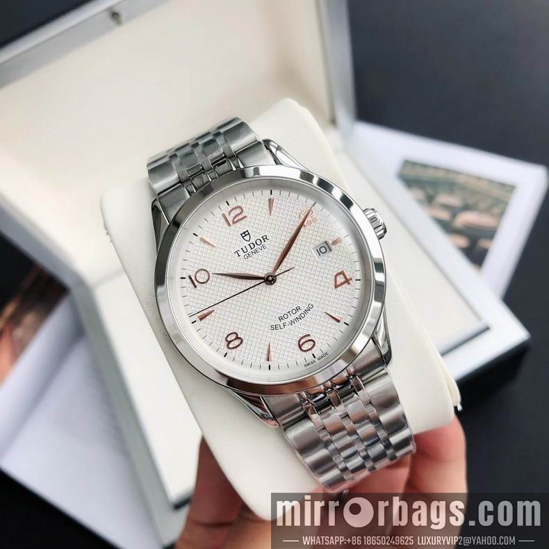 Tudor men watch 110403 Watch