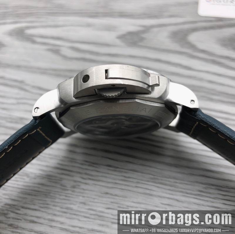 Panerai 44mm 090471 Watch