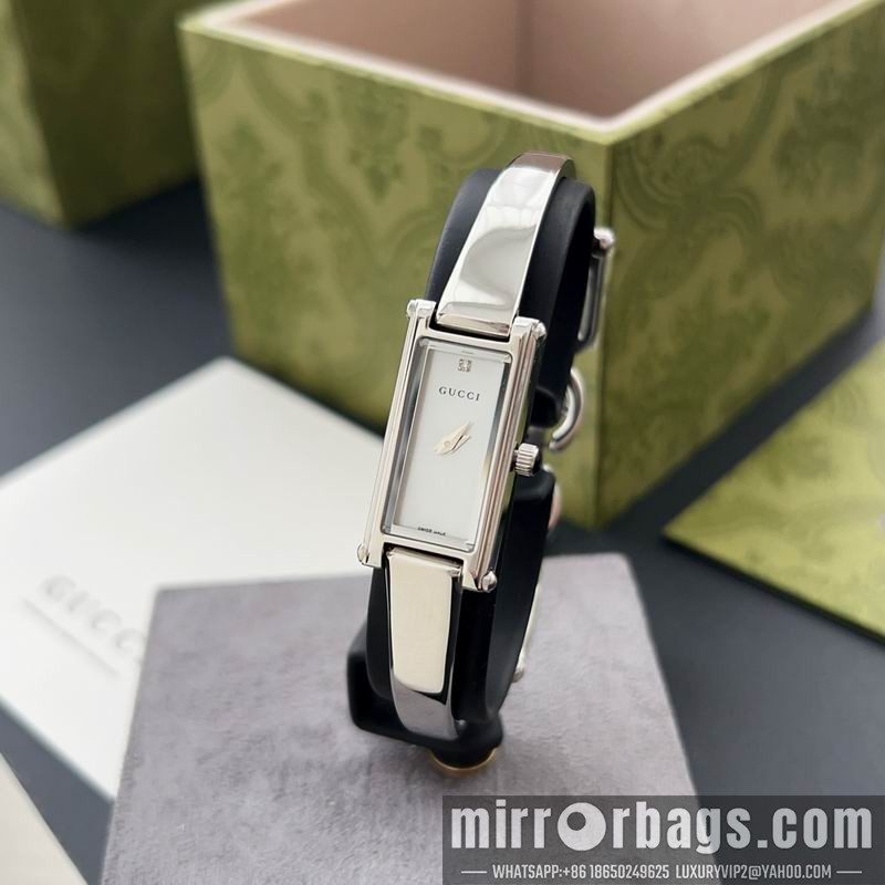 Gucci watch 110376 Watch