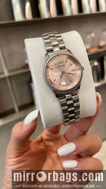 Gucci watch 091718 Watch