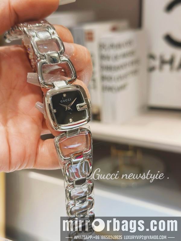 Gucci 24X22.5cm 091726 Watch