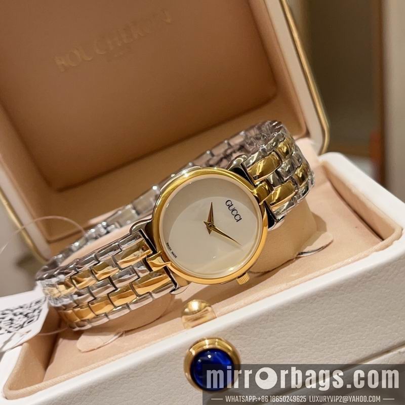 Gucci 28mm 091713 Watch