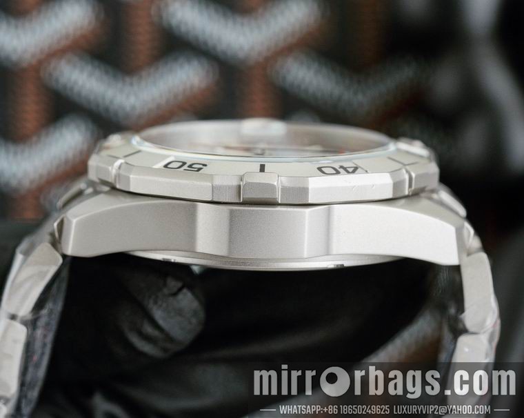 TAG Heuer men 43mm M01 Watch