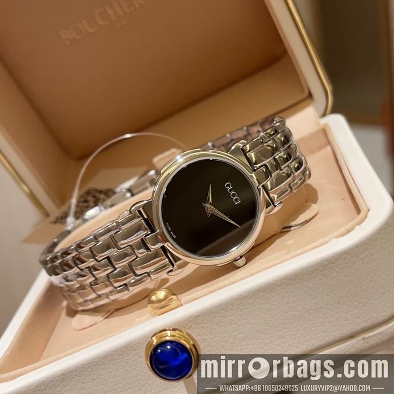 Gucci 28mm 091713 Watch