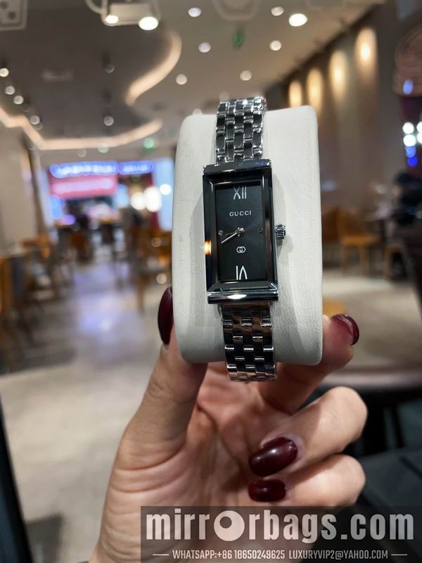 Gucci 35X17mm 091716 Watch