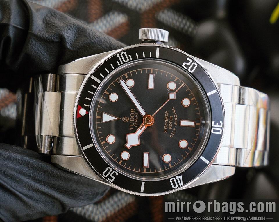 Tudor watch 111003 Watch