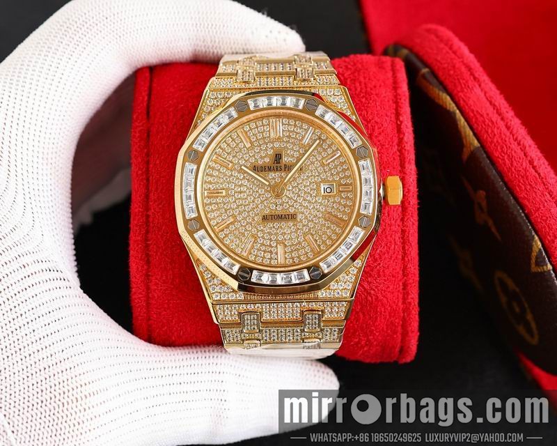 AP 40mm 082101 Watch