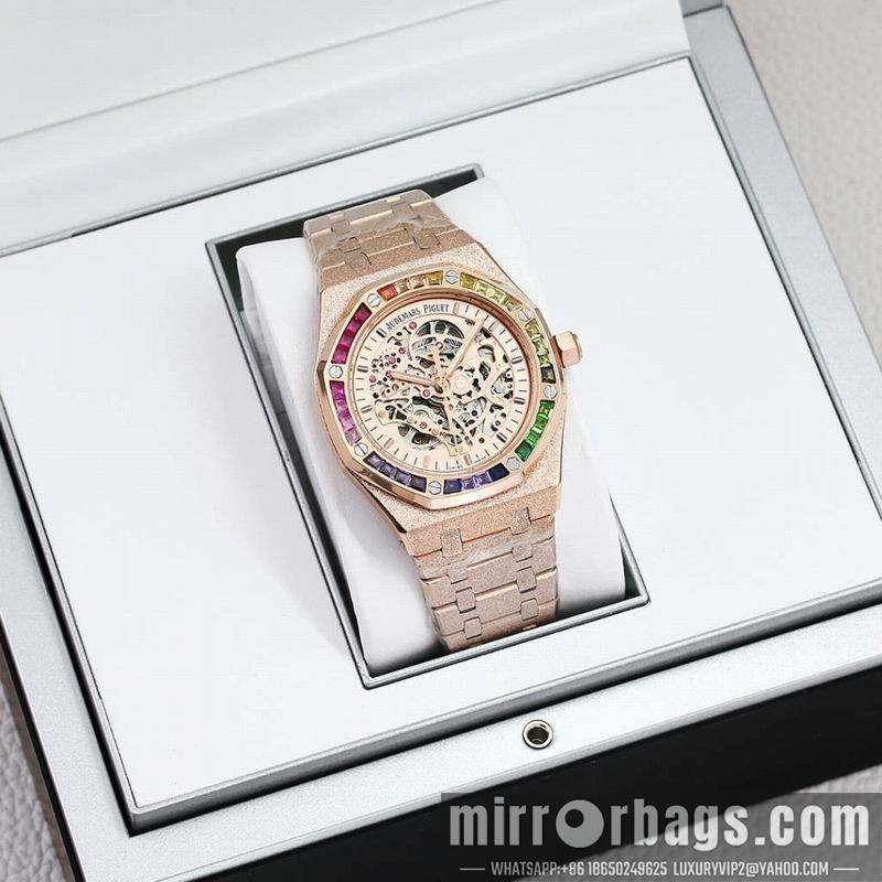 AP 41mm 082220 Watch