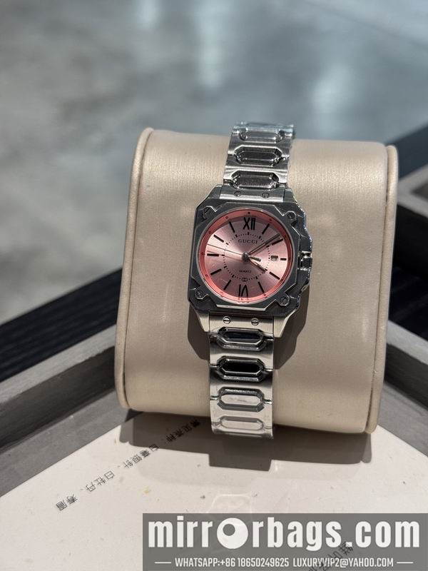 Gucci M36mm W30mm 101507 Watch