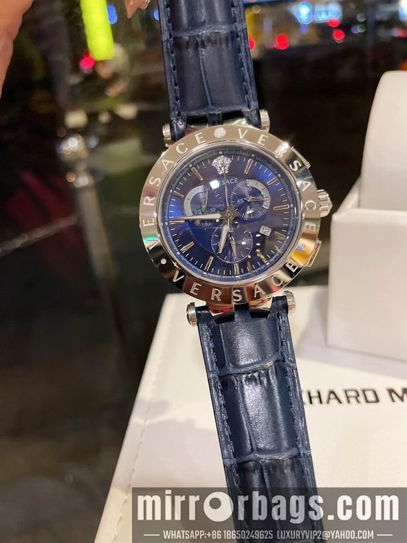 Versace watch 42mm 070861 Watch