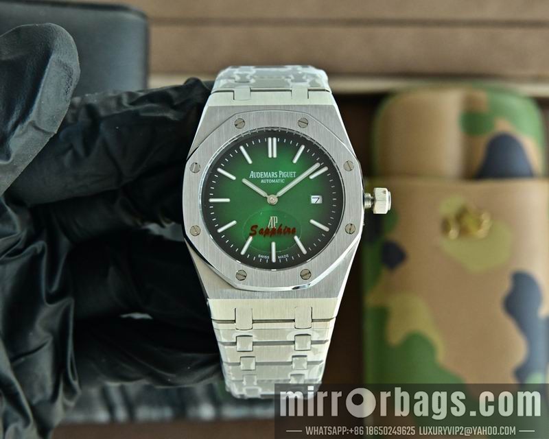 AP 39mm 111445 Watch