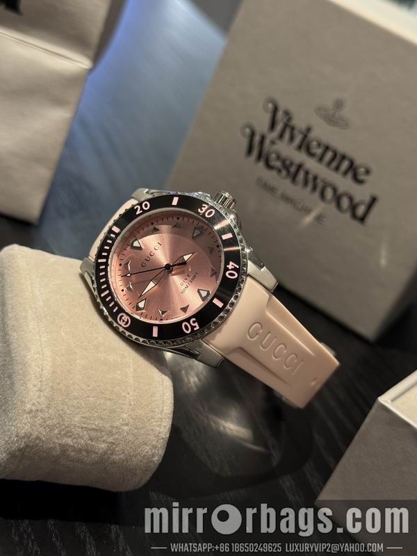 Gucci 40mm 101594 Watch