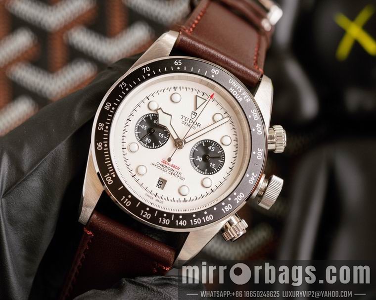 Tudor men 42mm M09 Watch