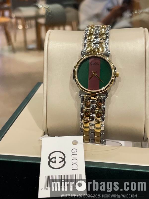 Gucci 28mm 101538 Watch