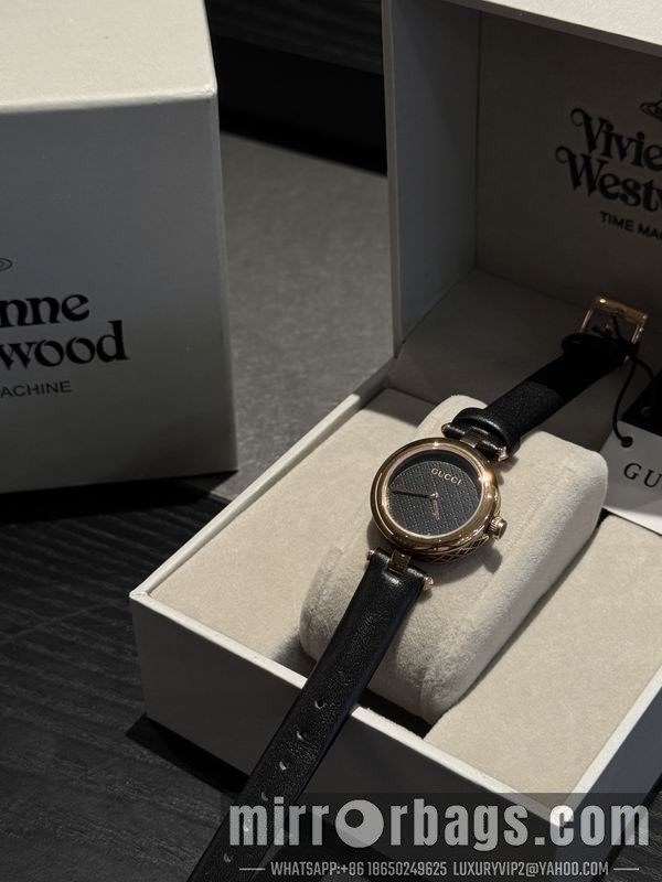 Gucci 32mm 101588 Watch