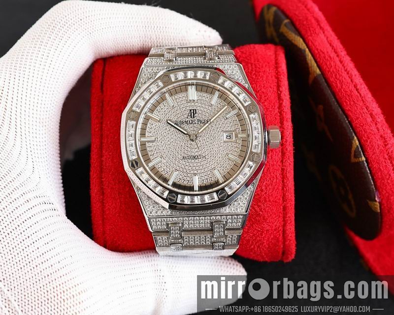 AP 40mm 082101 Watch