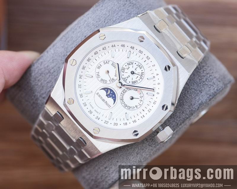 AP 44mm 080658 Watch