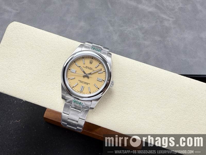 Rolex 41mm 102330 Watch