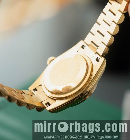 Rolex 31mm 040963 Watch