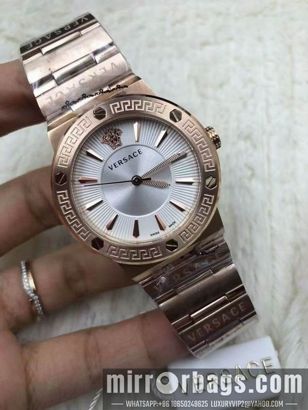 Versace watch 042944 Watch