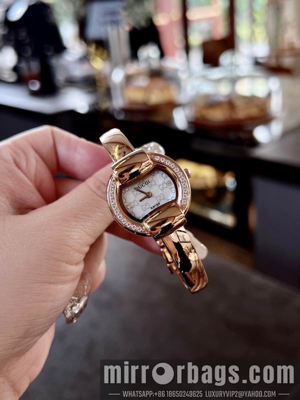 Gucci 25mm 040906 Watch