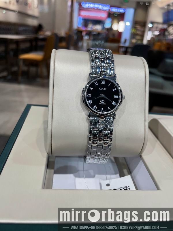Gucci 28mm 101541 Watch