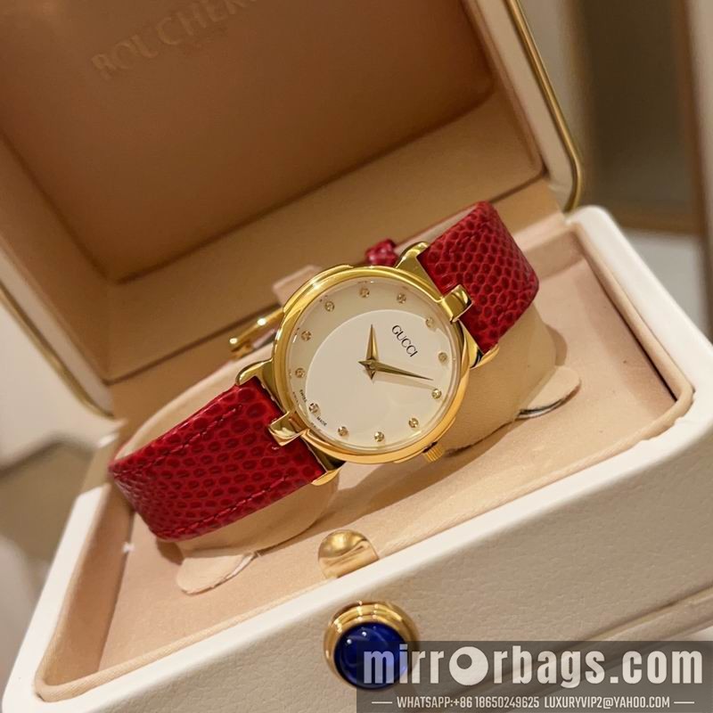 Gucci 28mm 091708 Watch