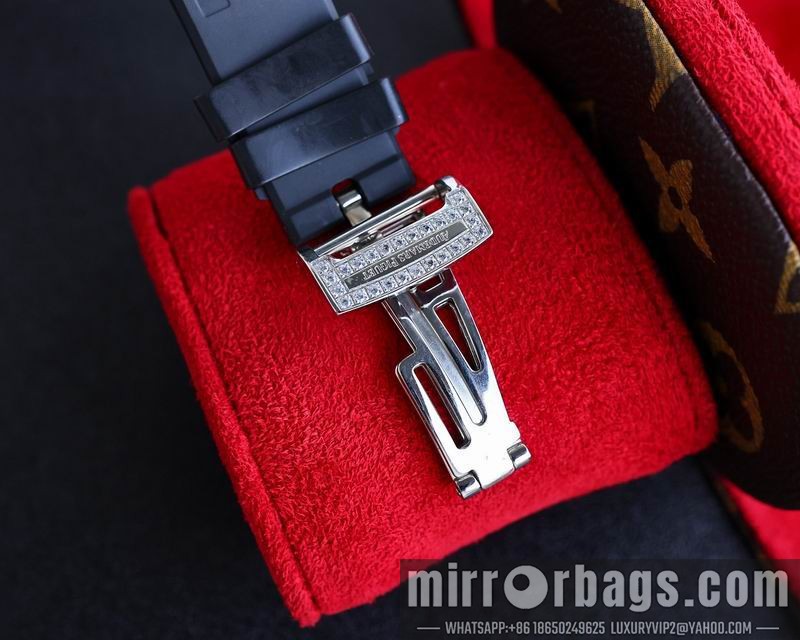 AP 42mm 082115 Watch