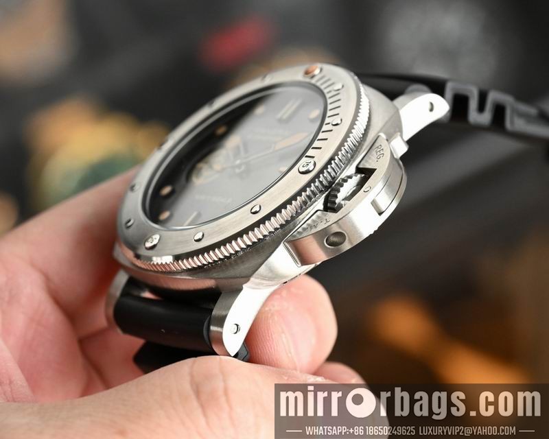 Panerai 47mm 080672 Watch