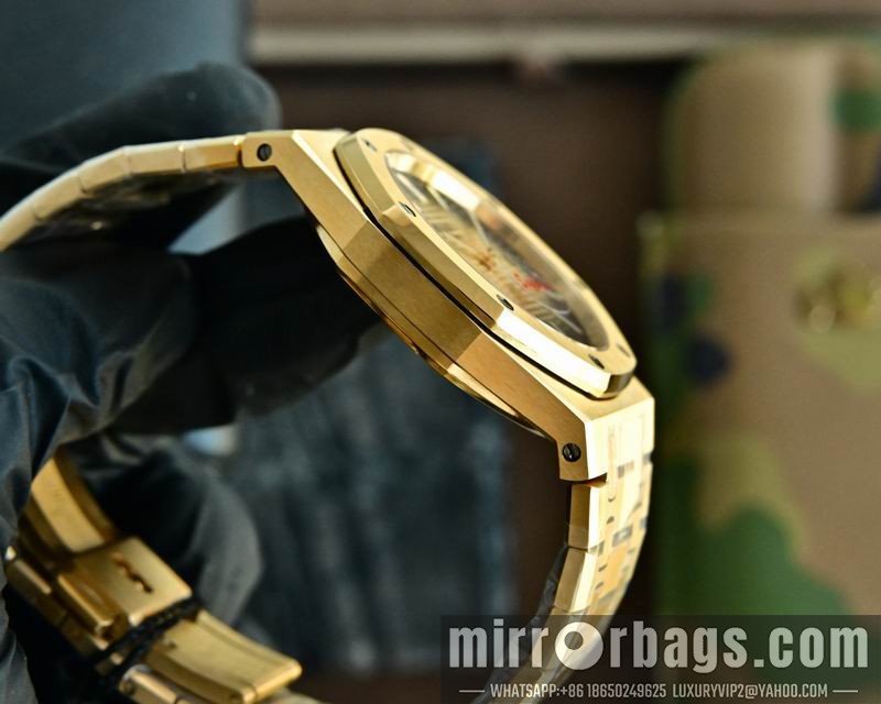 AP 39mm 111445 Watch