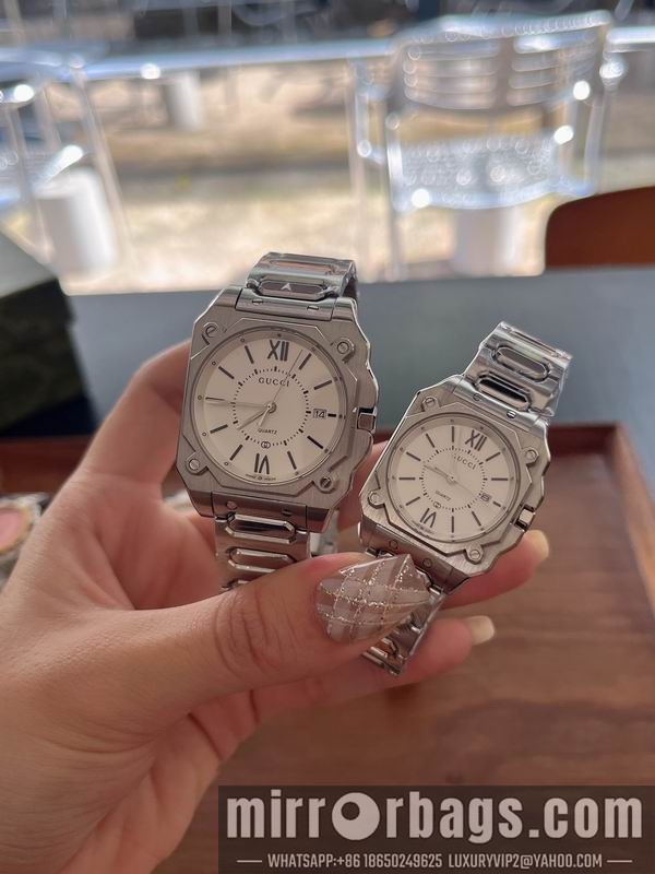 Gucci man36mm woman30mm 071010 Watch