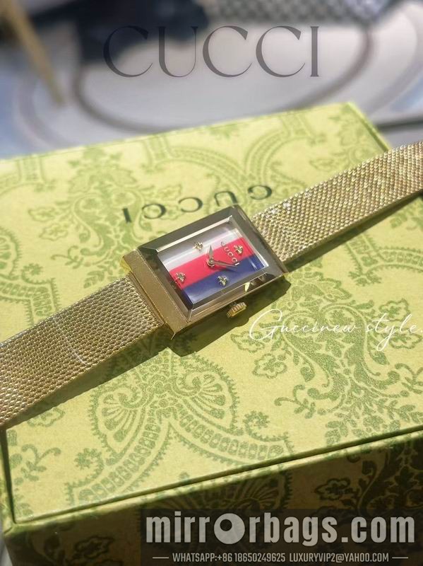 Gucci 34X21mm 111413 Watch