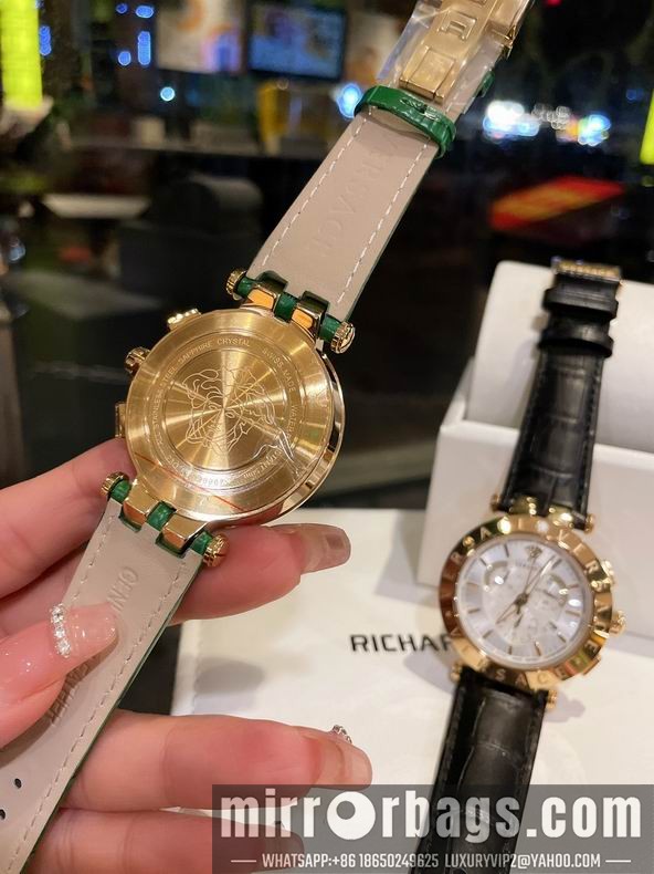 Versace watch 42mm 070861 Watch
