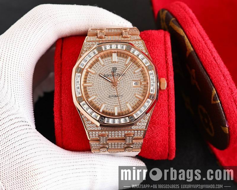 AP 40mm 082101 Watch