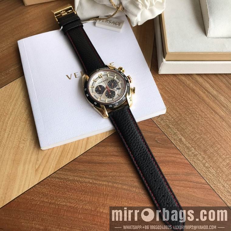 Versace men 43mm M02 Watch