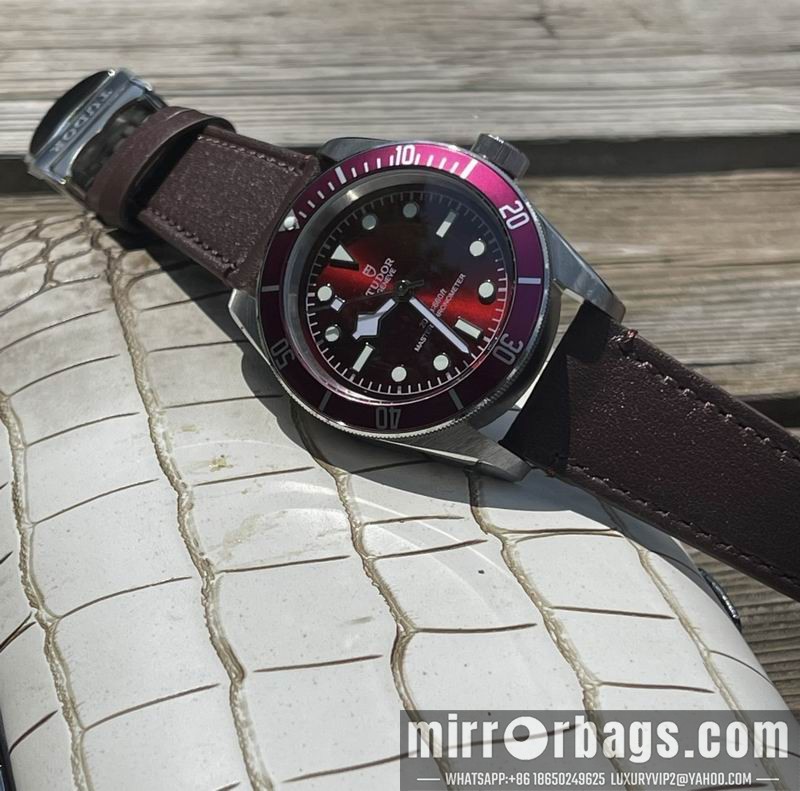 Tudor 42mm 122810 Watch