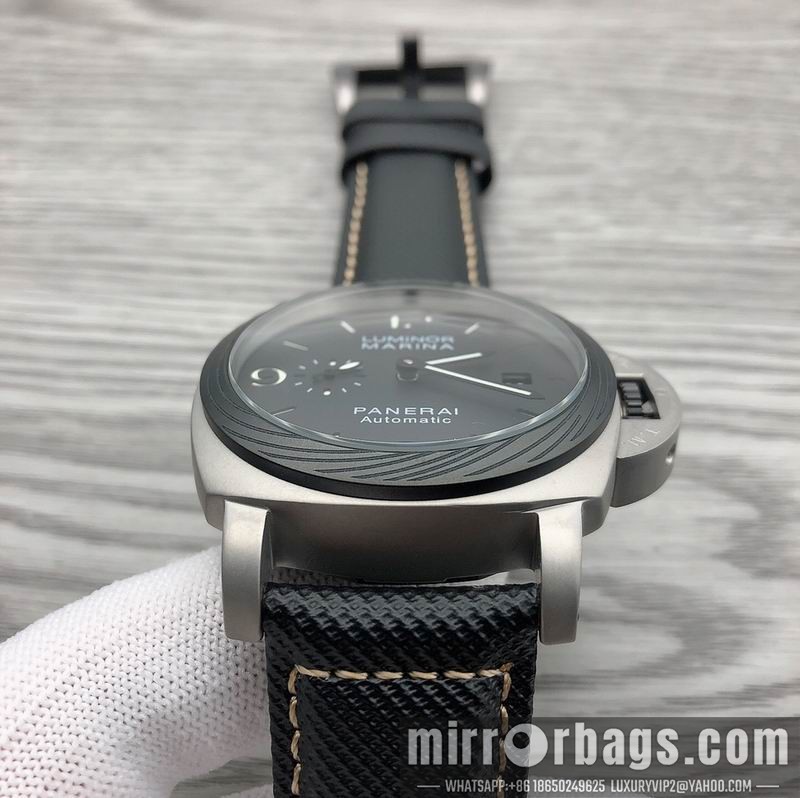 Panerai 44mm 090451 Watch