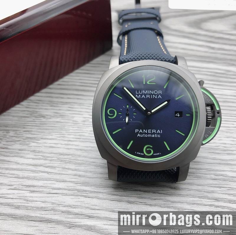 Panerai 44mm 090469 Watch