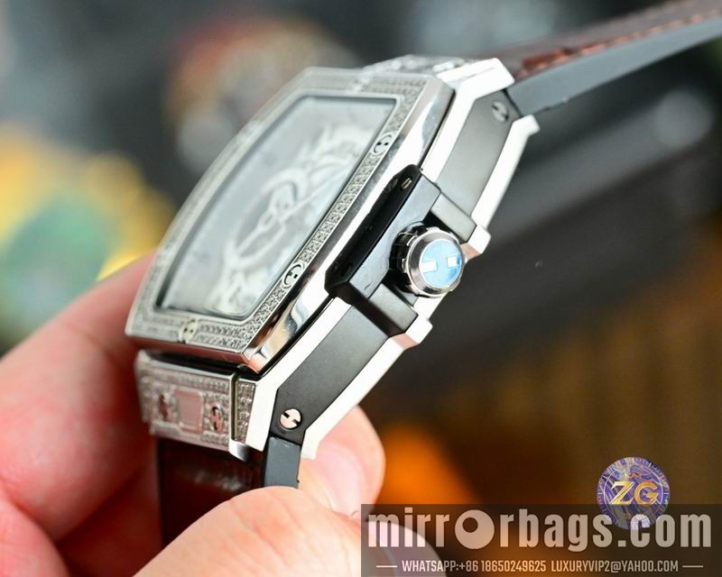 Hublot 47X52mm 080676 Watch
