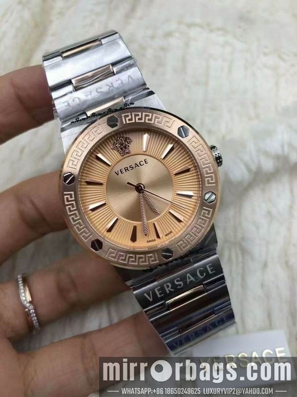 Versace watch 042944 Watch