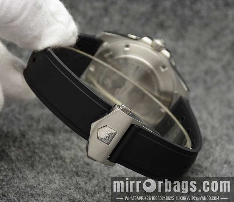 Tag Heuer men 44X14mm M20 Watch