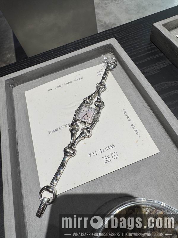 Gucci watch 101422 Watch