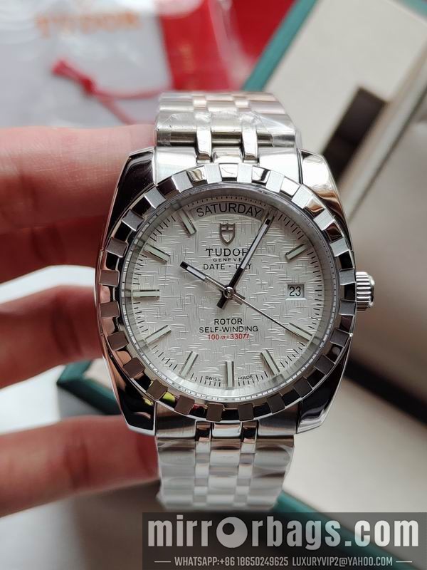 Tudor watch 072432 Watch
