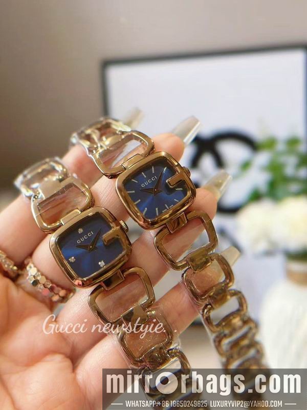 Gucci 24X22.4mm 101433 Watch