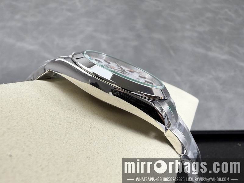 Rolex 40mm 102324 Watch